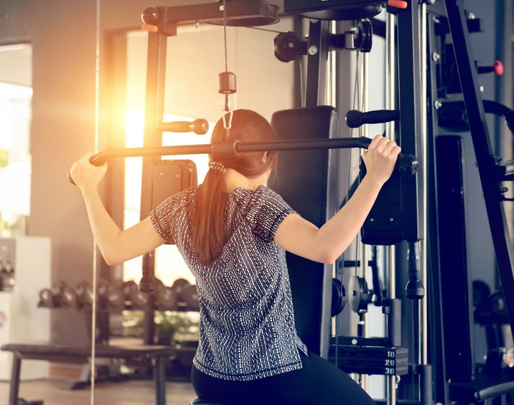 Sculpt a Powerful Back: The Ultimate Guide to the Lat Pulldown