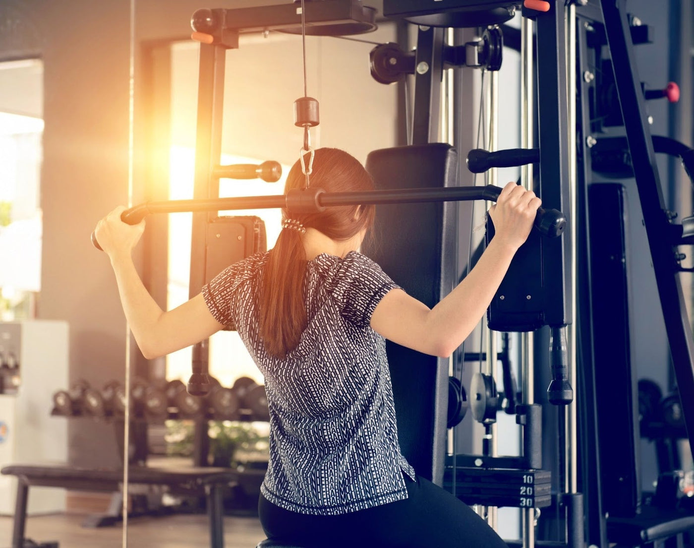 Sculpt a Powerful Back: The Ultimate Guide to the Lat Pulldown