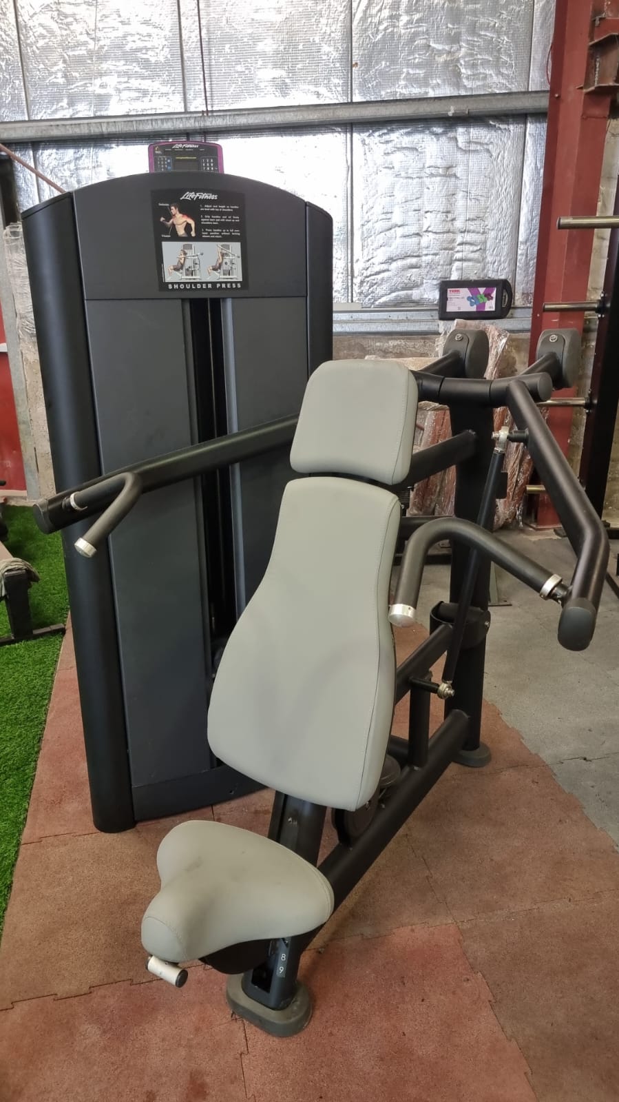 Refurbished Life Fitness shoulder press in our Dubai warehouse