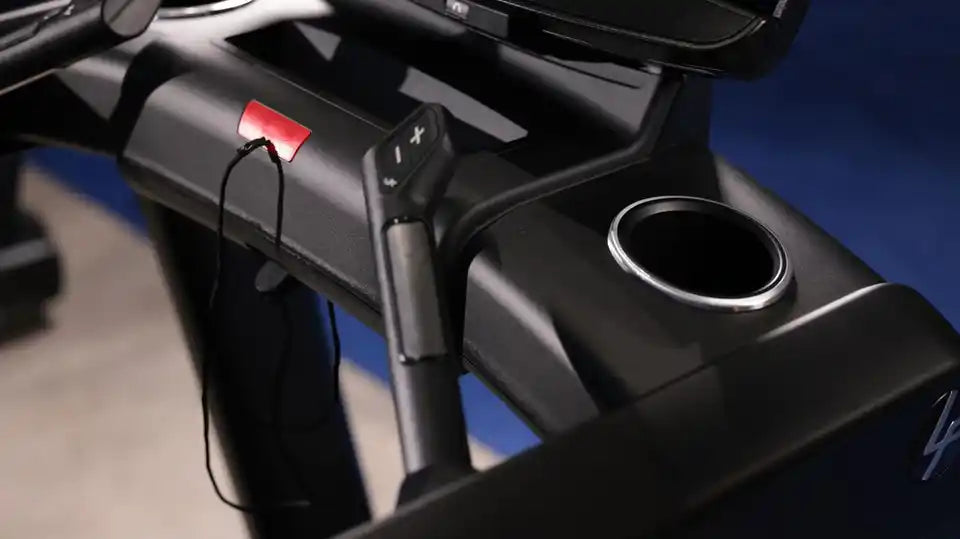 Life Fitness Integrity+ Treadmill detail