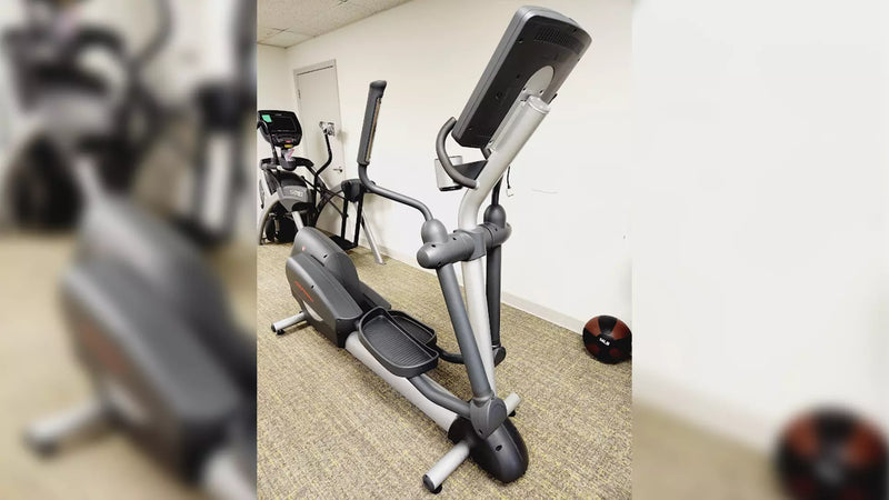 Life fitness CLSX, elliptical
