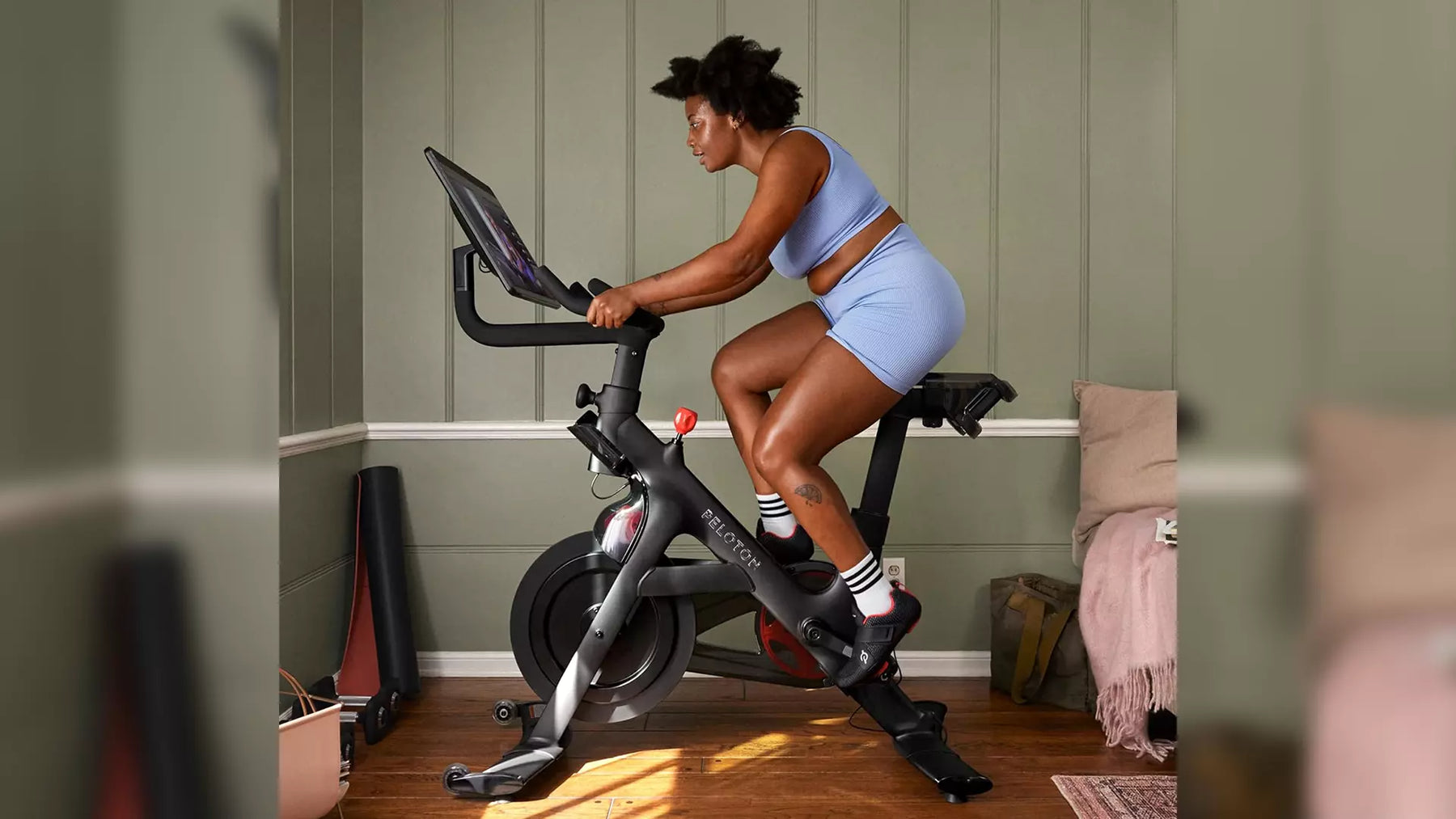 [RENT] Peloton Bike – A premium fitness experience that keeps you motivated and coming back every day. Starting at 1599/month
