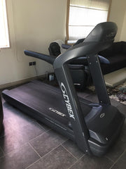 [RENT] Cybex Treadmill Rental. Fully Commercial. NEW-42,000k. 497/month + VAT