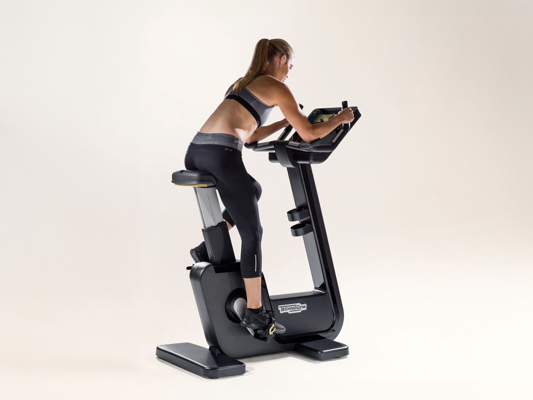 Technogym Artis Bike detail