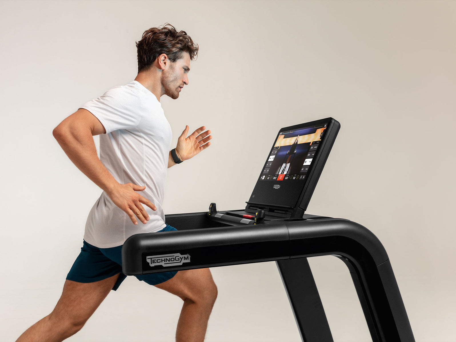 Technogym Artis Run console