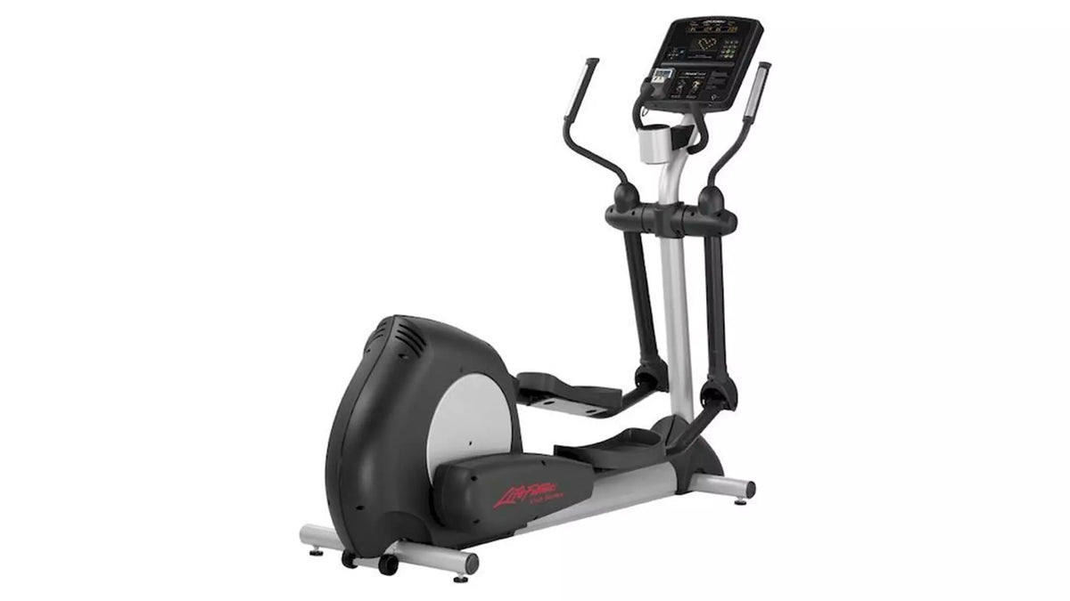 [RENT] Life fitness CLSX Elliptical
