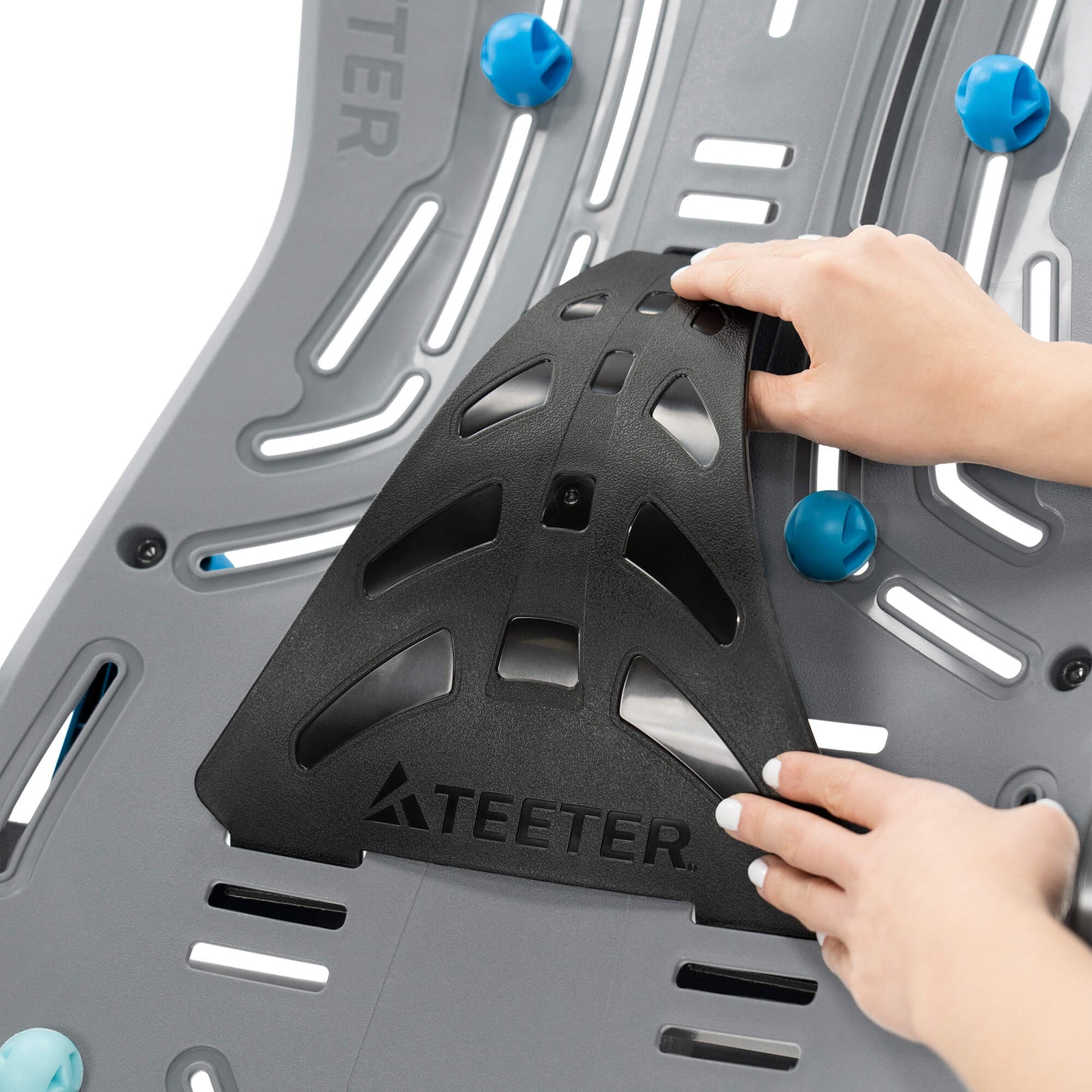 Teeter LX9 Safety Features