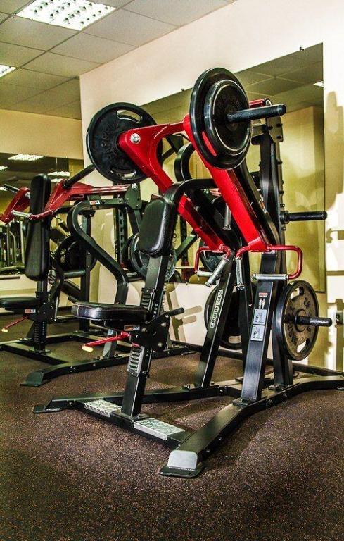 Impulse Fitness Plate Loaded Low Row. LS7004